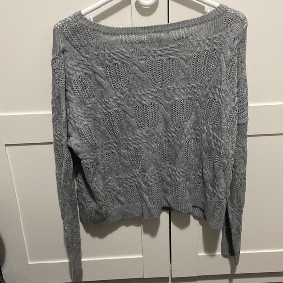 Women’s sweater size small - Picture 2 of 3